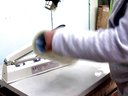 桶裝水全自動封口機(jī)收縮膜機(jī) (1198播放)
